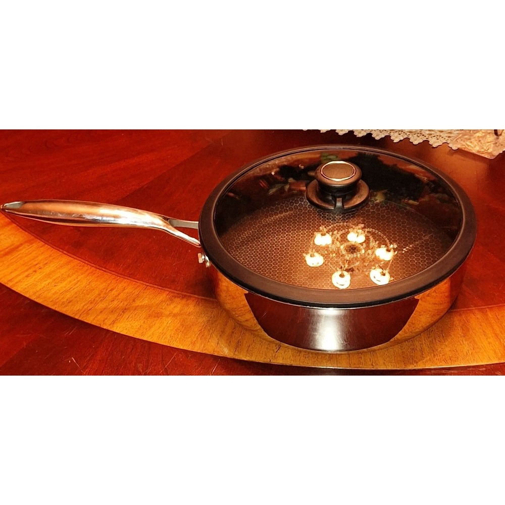 Black‎ Cube Stainless Steel 4.5 QT Sauté Pan With Lid, 11" by Frieling